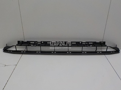 8W0807683A9B9 Решетка в бампер VAG A4 [B9] 2015