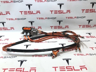 105586810D Прочая запчасть Tesla Model S 2018 1055868-10-D,1062600-10-D,1098000-10-D