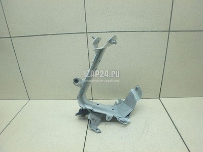 4M0821131C Кронштейн крепления крыла VAG Q7 [4M] 2015