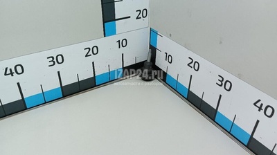 7C3827475C Фиксатор VAG Crafter 2016