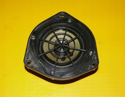 BOSEA8 Динамик дверь левый правая задняя bose audi a8 d2 рестайлинг 99 - 02 4d0035411a