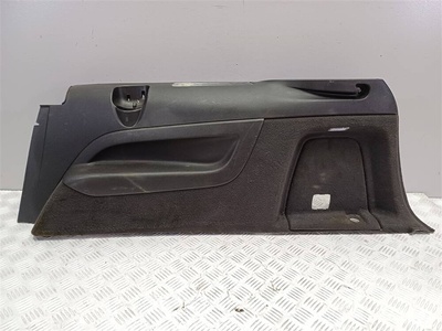 4L0863888A Обшивка багажника Audi Q7 2010