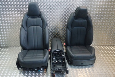 FOTELE SKORA MASERATI QUATTROPORTE GTS M156 F113 Кресла кожа maserati quattroporte gts m156 f113