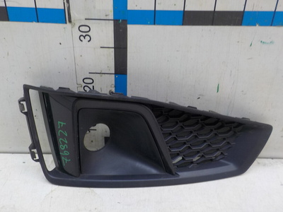 8W0807681BAFUQ Решетка бампера переднего Audi A4 (B9) 2015-