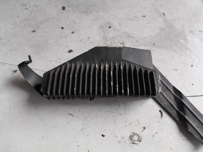 8673135 Усилитель музыкальный Volvo S60 1 2002