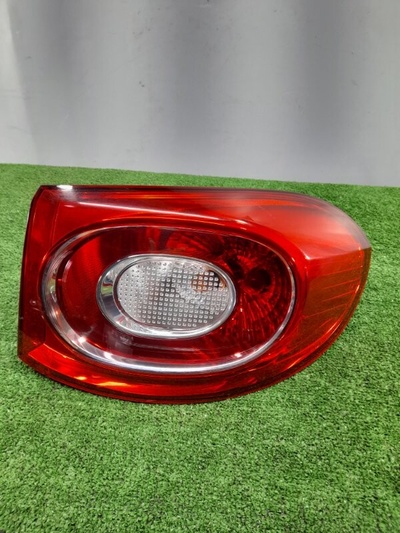 5N0945096H фонарь в крыло VOLKSWAGEN TIGUAN 2008