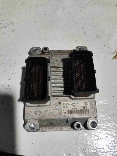 09115111 Блок управления двигателем (ДВС) Opel Corsa C 2002