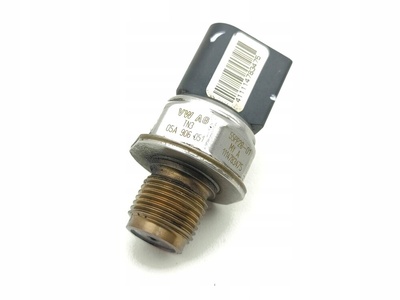 05A906051 Порше cayenne 92a 2011 датчик давления топлива