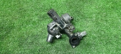 079121127C тройник системы охлаждения Audi A8 [4H] 2010> 2010