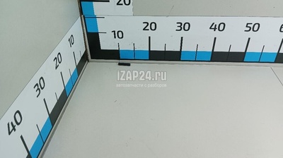 8D083718701C Фиксатор замка двери VAG A8 [4D] (1994 - 1998)