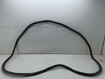7P6827705 уплотнительная резинка Volkswagen Touareg 2 NF