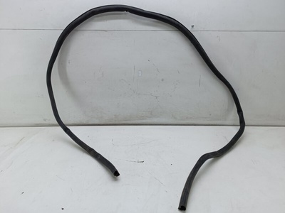 7P6823707A Уплотнитель капота Volkswagen Touareg 2 NF