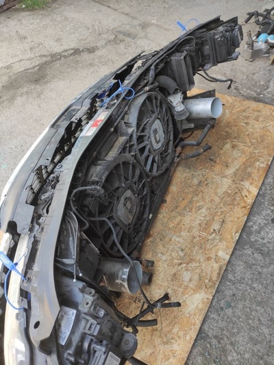 4E0121251F Кассета радиаторов Audi A8 D3 (S8) 2007