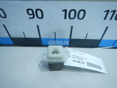 2722670T03 Резистор отопителя Nissan Patrol (Y61) (1997 - 2009)