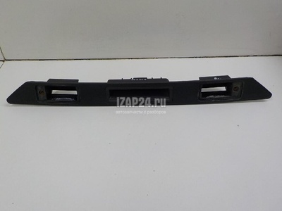 8P48275743FZ Накладка двери багажника VAG A4 [B6] (2000 - 2004)