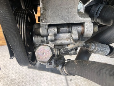 8D0145156K Насос гидроусилителя руля Audi A4 B5 1999