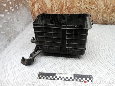 1K0915333B Полка аккумулятора Audi A3 8P/8PA 2006 ,1K0915335B