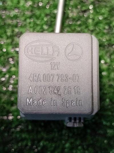 a0025422619 реле Mercedes-Benz C-Class W203 2001 , 4ra00779307
