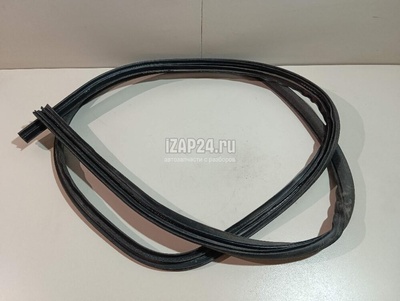 1426714 Уплотнитель двери Ford Fusion (2002 - 2012)