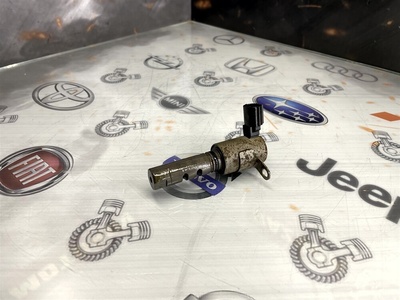 1533020010 Клапан VVT-i Lexus RX300 MCU35 2006 15330-20010