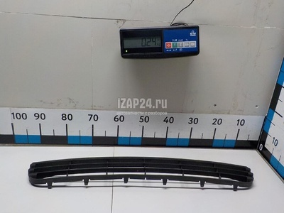 MN105191XA Решетка в бампер центральная Mitsubishi Colt (Z3) (2003 - 2012)