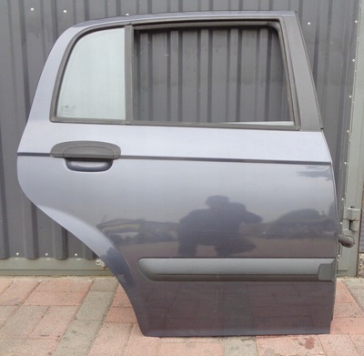 97654 Hyundai getz рестайлинг дверь задняя правое в сборе 2m 2006 год