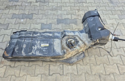 A1634702301 Мл w163 3.2 3.7 v6 бак бачёк топлива