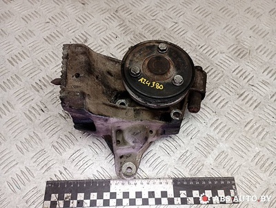 98493443 Помпа Renault Master 1985 ,7303010,500315555