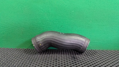 11612249669 Патрубок интеркулера BMW 5 E39 2001 11 61 2 249 669