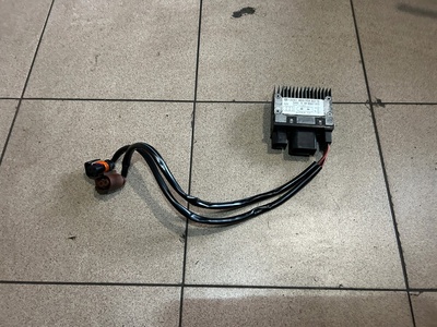 8D0959501D блок вентилятора audi a6 c5 s6 4.2 v8 2.7 bt