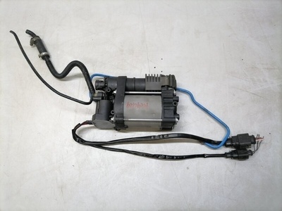 7P0698007 Компрессор пневмоподвески Volkswagen Touareg 2 NF