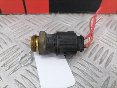 1J0359481A Датчик температуры охлаждающей жидкости Audi TT 8N (1998-2006) 2002 ,1J0959481A