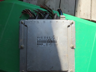A6111530291 блок управления двигателя мерседес вито
