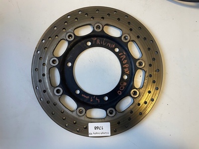 1768am Triumph трофи 900 диск тормозной переднее левая