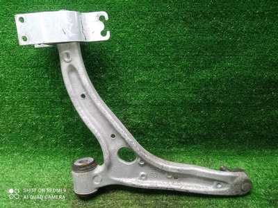 2463330400 рычаг Mercedes-Benz A-Class W176 2012-2018 2014