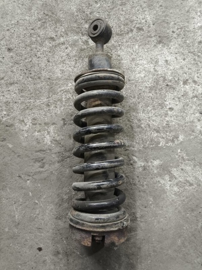 56100EB39C Амортизатор передний Nissan Navara (D40) 2004-2015 2010