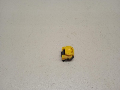 4F0837171 Зажим VAG A4 [B7] (2005 - 2007)