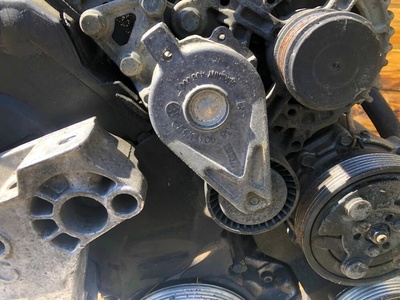 038903315F Натяжитель ремня генератора Volkswagen Golf 4 2002