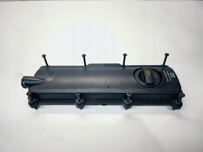 06B103469AQ крышка клапонов audi a4 b6 b7 1.6 alz