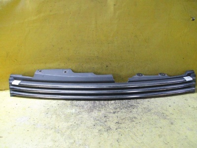 62310WL000 Решетка радиатора 62310-WL000 на Nissan Elgrand E5 Nissan 62310-WL000 62310-WL000