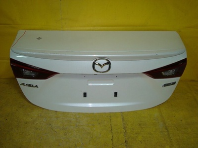 B4Y15261XB Крышка багажника 226-41983 B4Y1-52-61XB на Mazda A Mazda B4Y1-52-61XB B4Y1-52-61XB