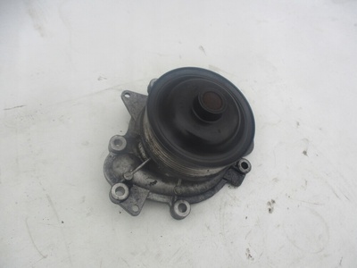 R6422010710 POMPA WODY MERCEDES W212 W211 ML W164 CLS 3.0CDI
