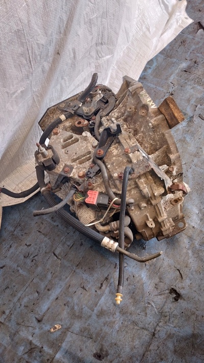 AJ0004 кпп renault лагуна iii 2.0 dci aj0 - 004