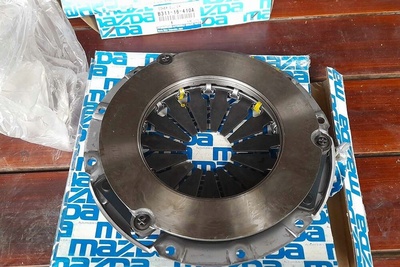 F20116410 датчик сцепление mazda 323 323c 323f 323s 626 929 b - e - mx - 3 f201 - 16 - 410