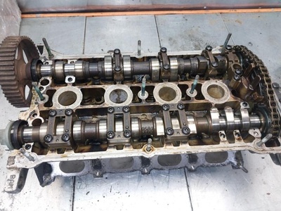 058103373D Головка блока цилиндров Audi S3 8L 2001