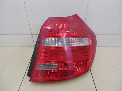 63217164956 Фонарь задний правый BMW 1-серия E87/E81 2004>
