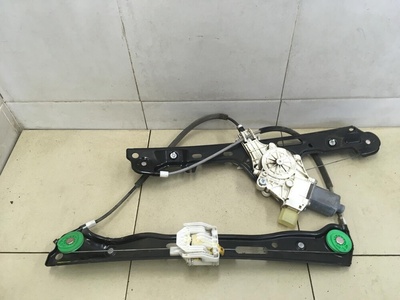 51337138466 Стеклоподъемник электр. передний правый BMW 1-серия E87/E81 2004>