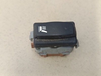 8200407423 Кнопка обогрева сидений RENAULT Megane II 2002-2009
