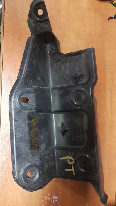 4F5807892 ŚLIZG ZDERZAKA TYŁ AUDI A6 C6 PRAWY