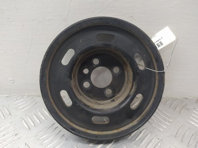 050105255C Шкив коленвала Audi A4(B5) 1994